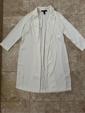Forever 21 White Open-Front light weight Blazer trench coat style